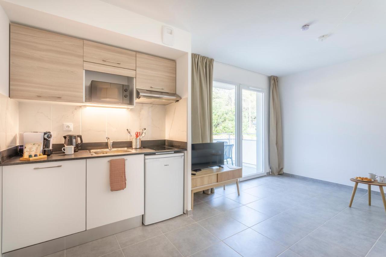 Residence Pierre Et Vacances Cap Cassis Calanques Рокфор-ла-Бедуль Экстерьер фото