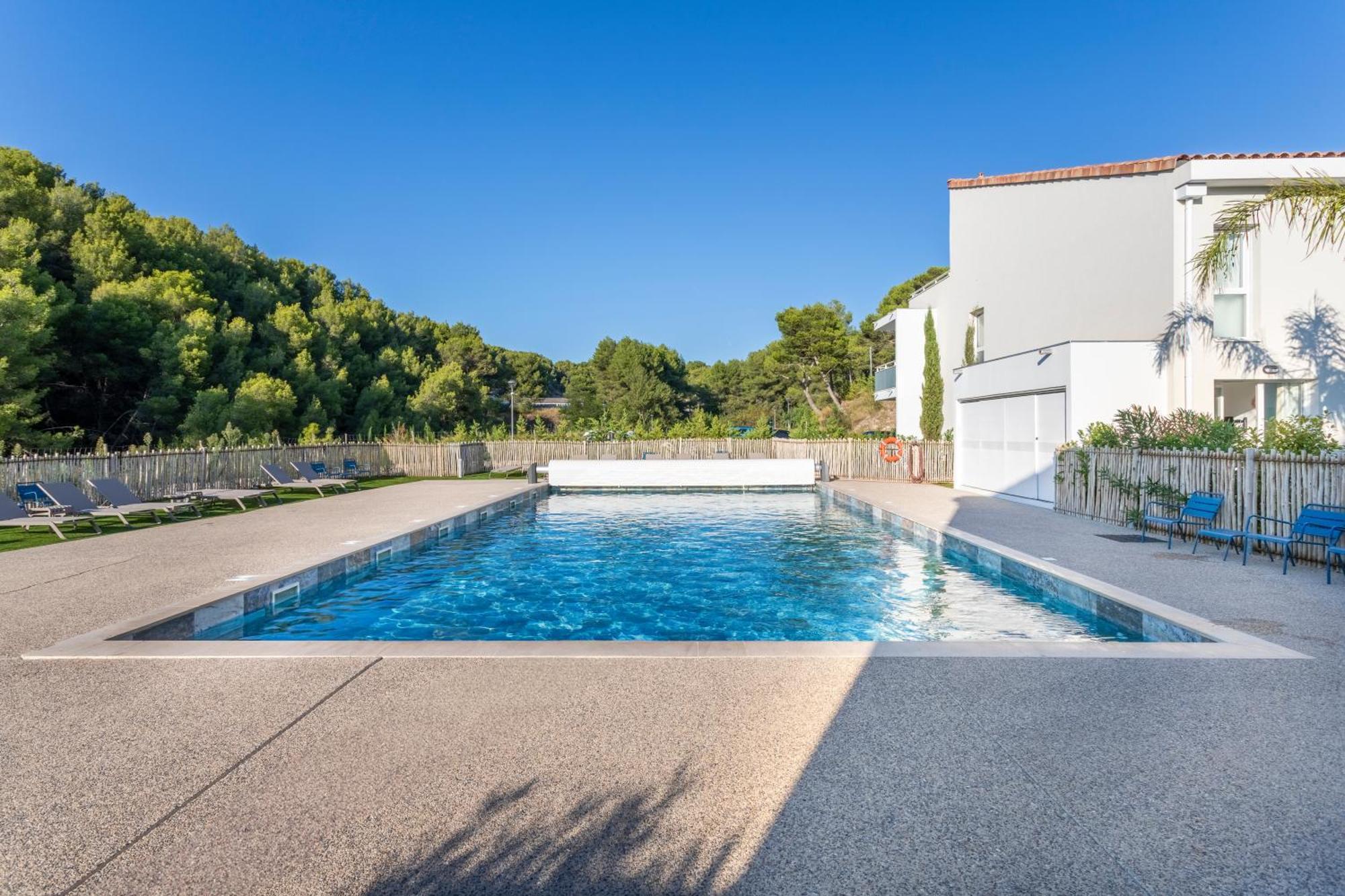 Residence Pierre Et Vacances Cap Cassis Calanques Рокфор-ла-Бедуль Экстерьер фото